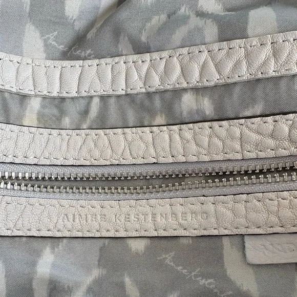 🤍🤍AIMEE KESTENBERG WHITE FLAP PEBBLED LEATHER CROSSBODY BAG!🤍🤍 - Picture 8 of 10